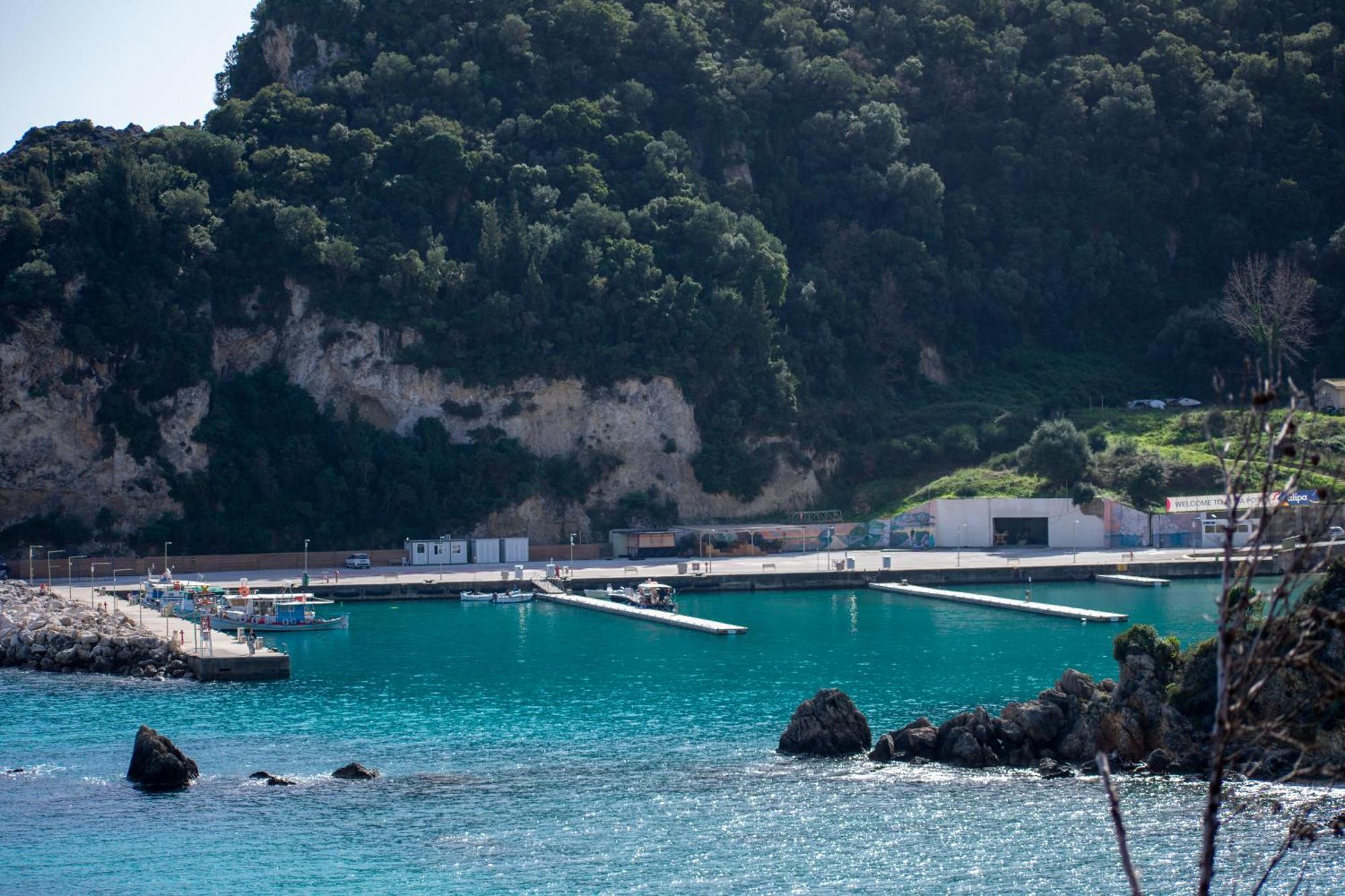 Villa Athina パレオカストリッツア エクステリア 写真